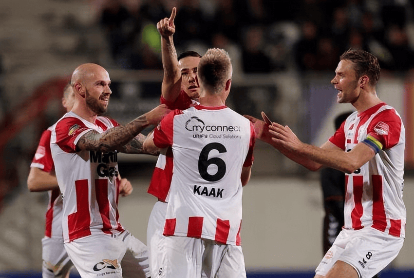 而若山西希 而若山西希