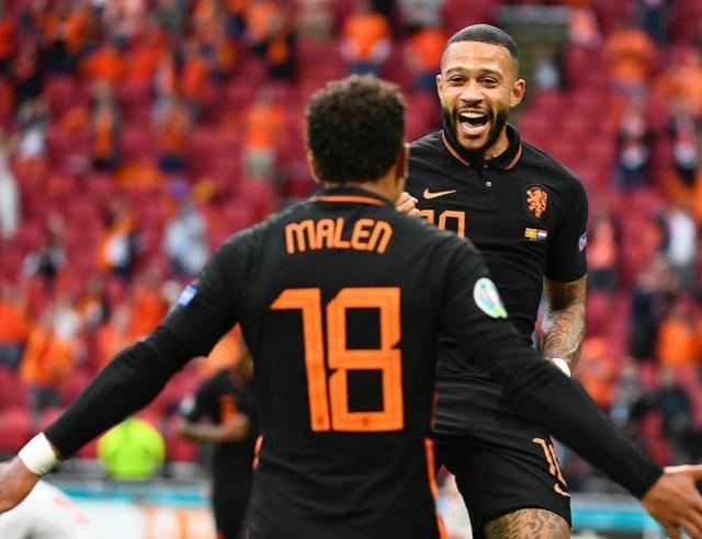 表现都足以 表现都足以