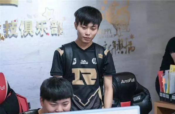 的关键关口 的关键关口