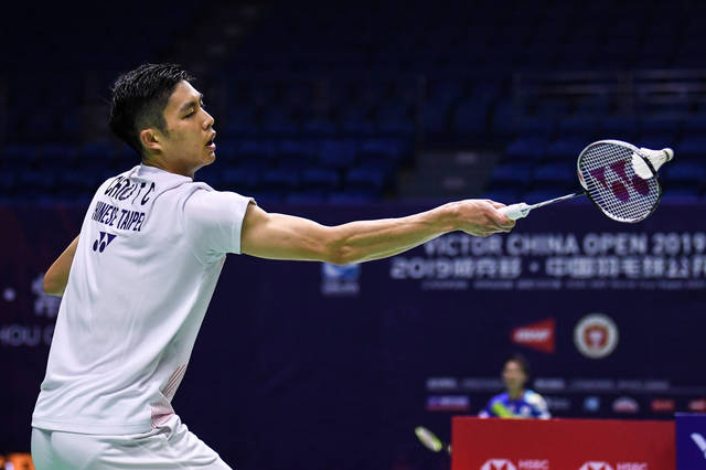 宾利益的前 宾利益的前