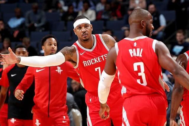 迈克·特劳特防守站位调整分析